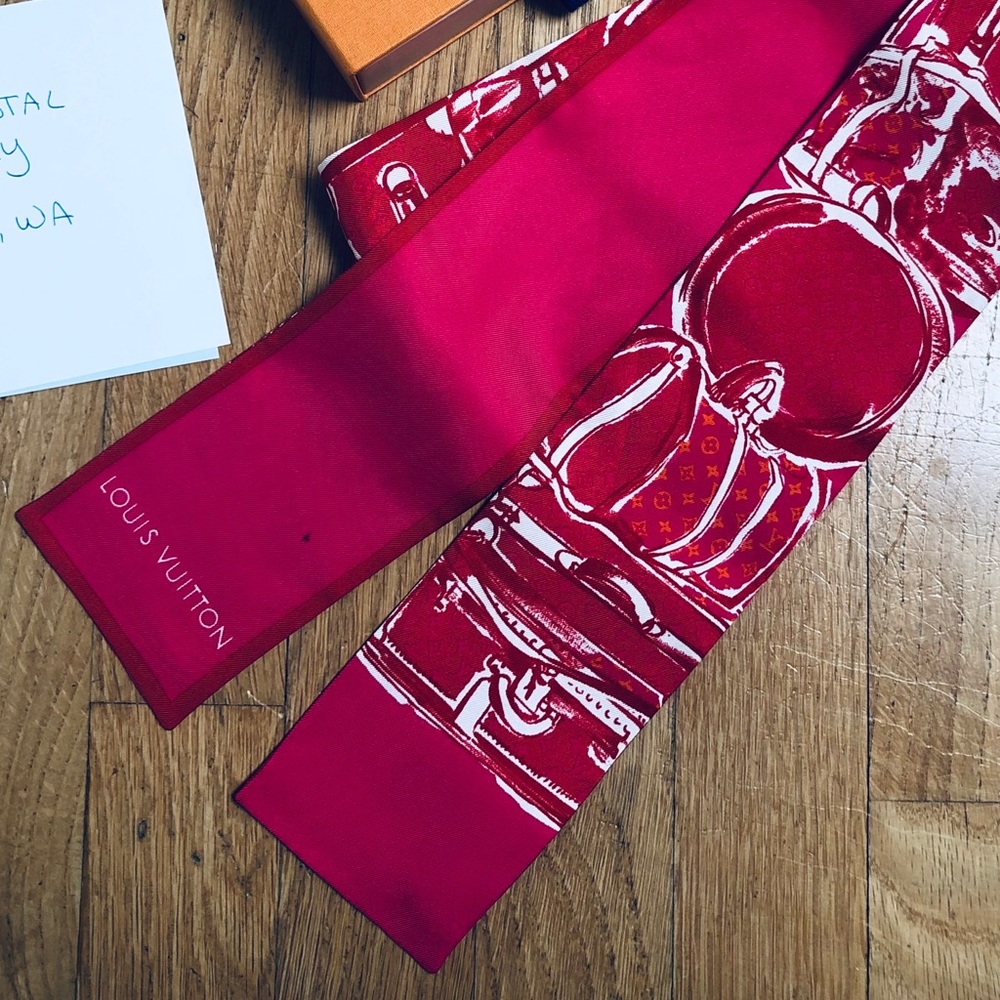 🚨 SOLD Louis Vuitton Bandeau Fushia/Red